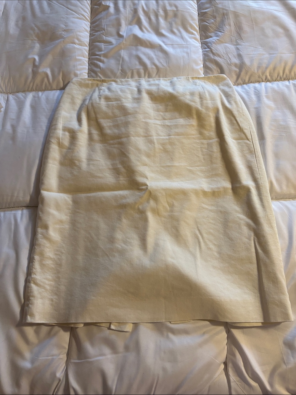 Antonio Melani Classic Cream Linen Women's Skirt
